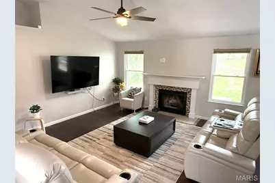 174 Stage Coach Landing Drive, O'Fallon, MO 63376 - Photo 3