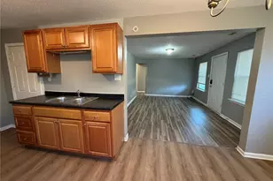 627 Ferguson Ave, Ferguson, MO 63135 - Photo 9