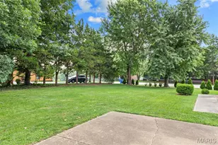 1010 Julianna Dr, Ballwin, MO 63011 - Photo 37