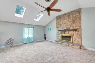14 Shireford Ln, Ferguson, MO 63135 - Photo 5