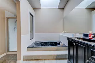 1002 Hemingway Ln, Weldon Spring, MO 63304 - Photo 19