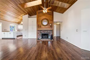 1002 Hemingway Ln, Weldon Spring, MO 63304 - Photo 5