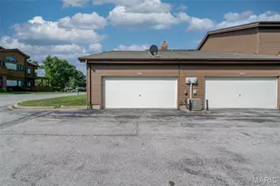 1002 Hemingway Ln, Weldon Spring, MO 63304 - Photo 3