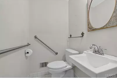 621 Windrush Drive, Kirkwood, MO 63122 - Photo 13
