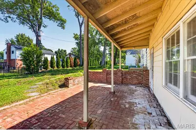 621 Windrush Drive, Kirkwood, MO 63122 - Photo 33