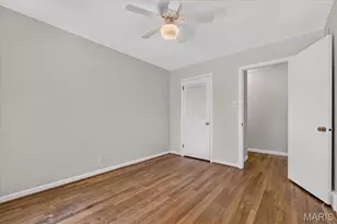 621 Windrush Dr, Kirkwood, MO 63122 - Photo 21