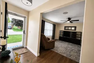 1641 Tamarack Dr, Saint Charles, MO 63301 - Photo 5