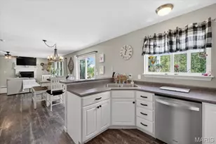 10 Francis Ave, Valley Park, MO 63088 - Photo 17