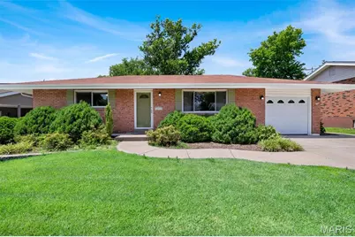 10919 Acton Drive, Saint Louis, MO 63123 - Photo 1