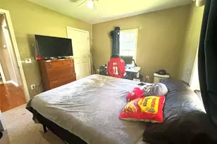 627 Pine St, Hannibal, MO 63401 - Photo 9