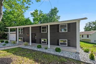 4 Lussac Ct, Lake Saint Louis, MO 63367 - Photo 3