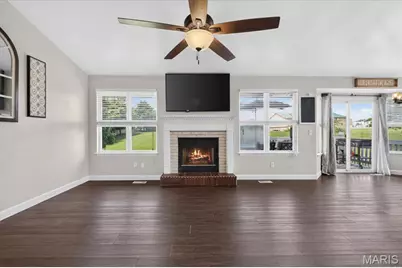 819 Glenhaven Drive, O'Fallon, MO 63366 - Photo 5