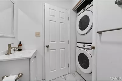 5911 Pershing Avenue, Saint Louis, MO 63112 - Photo 23