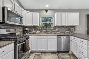 9119 Allen Rd, Hillsboro, MO 63050 - Photo 15
