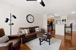 1270 Strassner Dr, Brentwood, MO 63144 - Photo 11