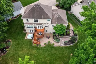 320 Huntleigh Manor Dr, Saint Charles, MO 63303 - Photo 3