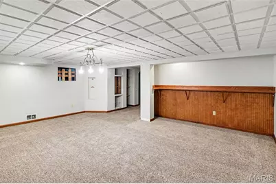 1550 Hollywood Lane, Florissant, MO 63033 - Photo 15