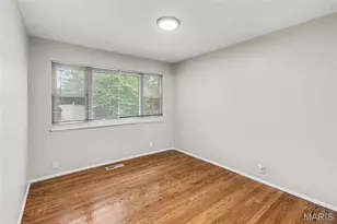1550 Hollywood Ln, Florissant, MO 63033 - Photo 11