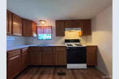206 Washington Street, Shelbyville, MO 63469 - Photo 13