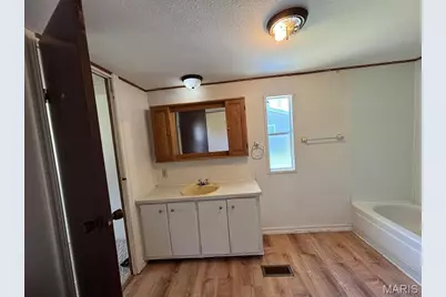 206 Washington Street, Shelbyville, MO 63469 - Photo 25