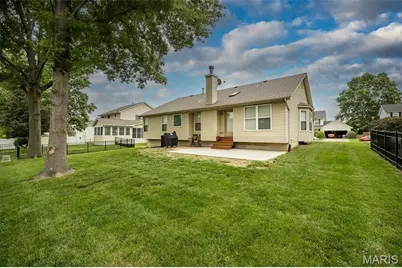 512 Brookneal Drive, Saint Charles, MO 63304 - Photo 31