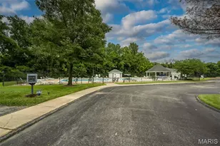 512 Brookneal Dr, Saint Charles, MO 63304 - Photo 41