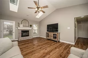 512 Brookneal Dr, Saint Charles, MO 63304 - Photo 7