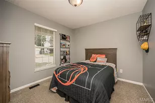 512 Brookneal Dr, Saint Charles, MO 63304 - Photo 19