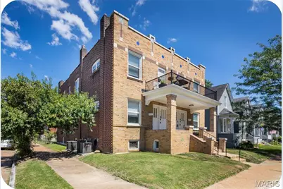 4763 Goethe Avenue, Saint Louis, MO 63116 - Photo 1