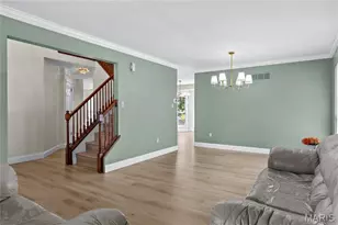 1114 Arbor Spring Ct, Ballwin, MO 63021 - Photo 5