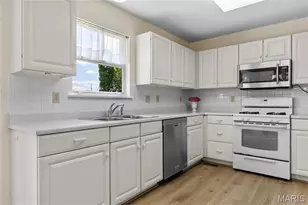 1114 Arbor Spring Ct, Ballwin, MO 63021 - Photo 7