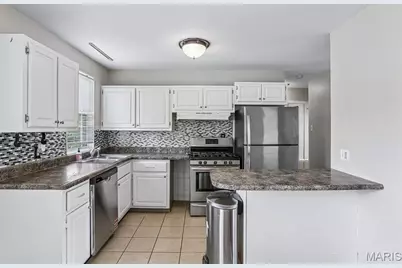 8511 Talma Court, Affton, MO 63123 - Photo 9