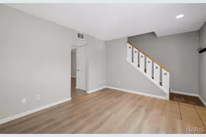 10640 Carroll Wood Way, Saint Louis, MO 63128 - Photo 3