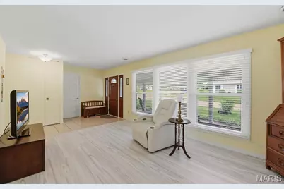 5044 Tealby Lane, Saint Louis, MO 63128 - Photo 7