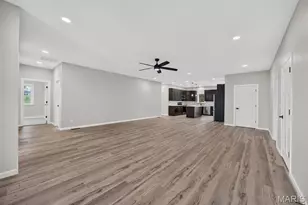 26780 Ontario Dr, Lebanon, MO 65536 - Photo 5