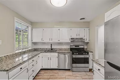 840 Babler Drive, Florissant, MO 63031 - Photo 3