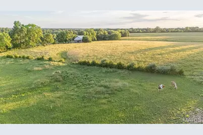 16759 Route E, Perry, MO 63462 - Photo 11