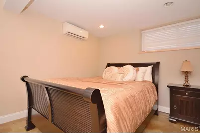 6321 Southwood #4, Clayton, MO 63105 - Photo 9