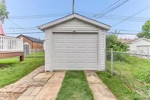 704 Ave H, Saint Louis, MO 63125 - Photo 35