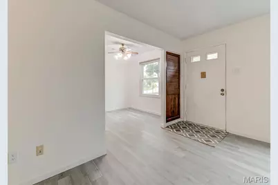 1405 Vadera Court, Fenton, MO 63026 - Photo 7