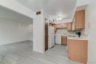 1405 Vadera Ct, Fenton, MO 63026 - Photo 9