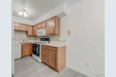 1405 Vadera Court, Fenton, MO 63026 - Photo 11