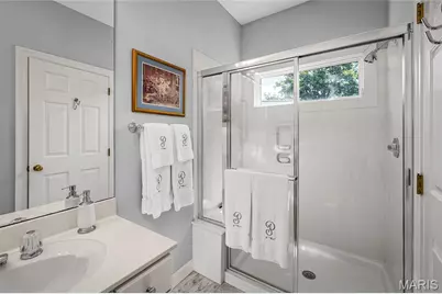 15339 Oaktree Estates Drive, Chesterfield, MO 63017 - Photo 39