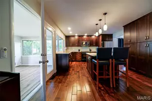 1012 Stuyvesant Ln, Ballwin, MO 63011 - Photo 9