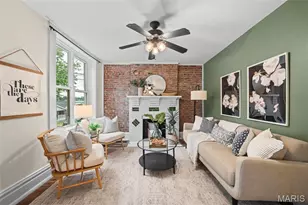 2015 Schaeffer Pl, Saint Louis, MO 63139 - Photo 5