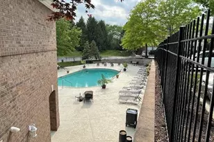 13115 Mill Crossing Ct, Saint Louis, MO 63141 - Photo 17