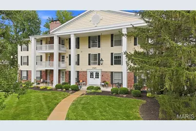 1525 Hampton Hall Drive #22, Chesterfield, MO 63017 - Photo 1