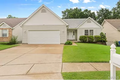 440 Raymond Drive, Florissant, MO 63031 - Photo 1