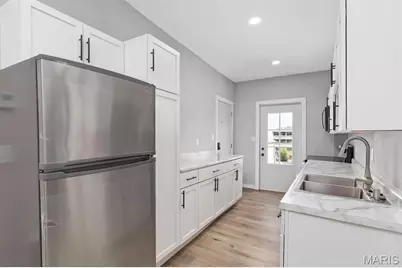 5931 Maple Avenue, Saint Louis, MO 63112 - Photo 3