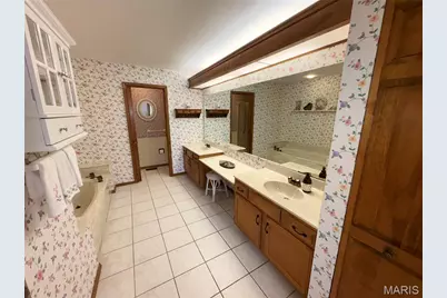 15803 Harris Ridge Court, Chesterfield, MO 63017 - Photo 23
